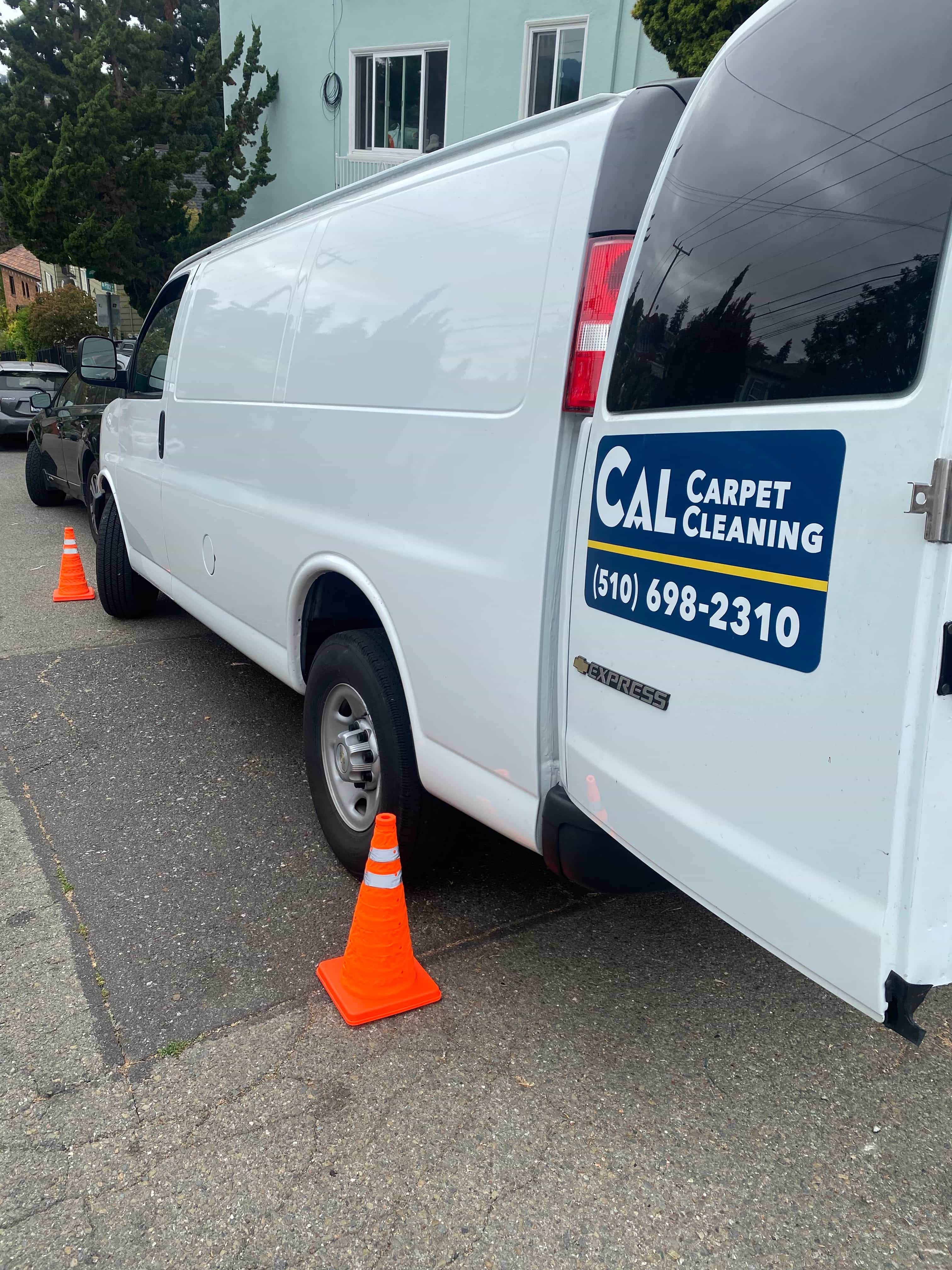Emergency water extraction from carpet